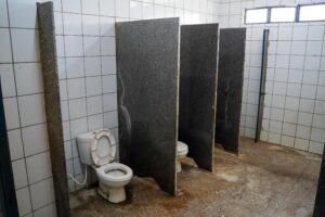 escolas abandonadas