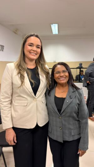 bancada feminina em timon2